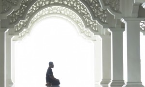 Tepkisel Dindarlık ve İslami Kuruluşların Sorumlulukları