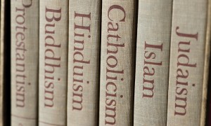 Dinî Cemaatlere İmtiyaz ve Şeffaf Din Politikası