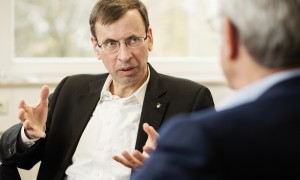 “Müslümanlar Misafir Değil, Ortaklar”