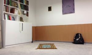 Alman Üniversitelerinde Mescitler Kapanıyor