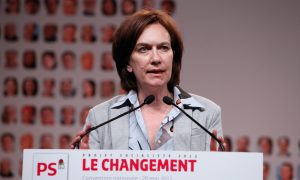 Başörtüsünü Tartışarak Sosyal Sorunları Unut(tur)mak