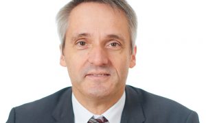 “Göç Politikası Orta Yolu Bulamadı.”