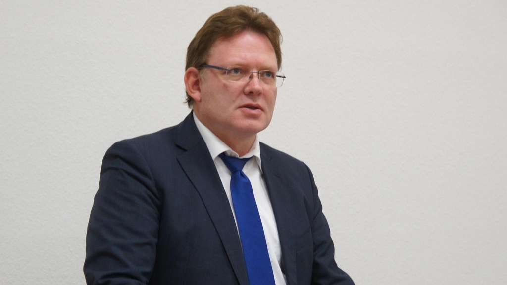 Mültecileri Destekleyen Belediye Başkanı’na Bıçaklı Saldırı