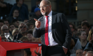 Almanya’da SPD “Büyük Koalisyon” Seçeneğini Tartışıyor