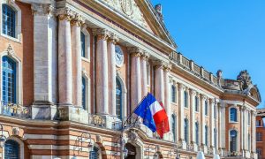 Fransa | “Çok Fazla Arap Var” Diyen Yardımcısının İstifasını İstedi