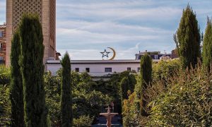 Fransa’nın Ezansız Minareleri