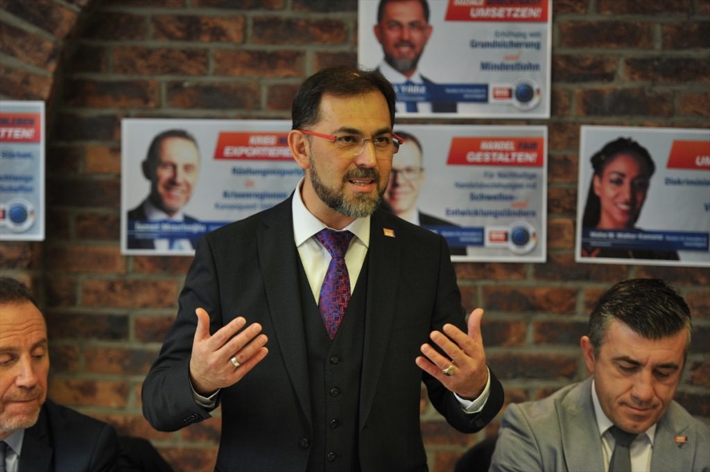 Almanya’da Türk Kökenli Parti Liderine Tehdit Mektubu