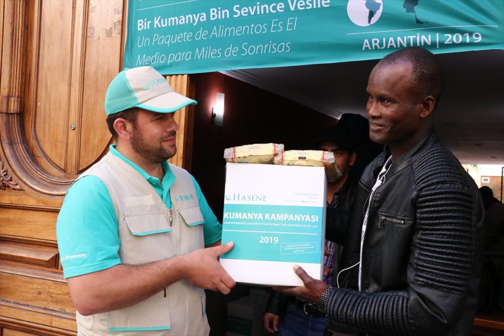 Hasene Derneği’nden Arjantin’de Ramazan Yardımı