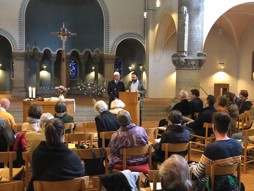 Sri Lanka Terör Saldırısı Sonrasında Müslümanlar Kiliseleri Ziyaret Etti