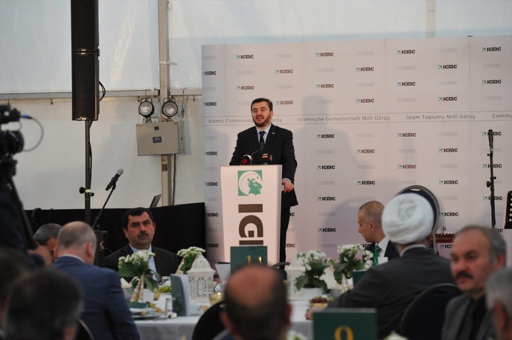 IGMG İftarında Konuşan Ergün: Ramazanda Yoğunlaşan Yasaklama Taleplerini Kaygıyla İzliyoruz