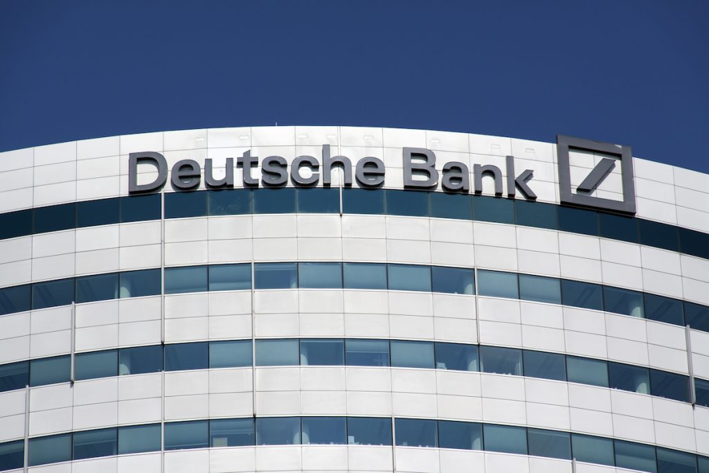 Deutsche Bank 18 Bin Kişiyi İşten Çıkaracak