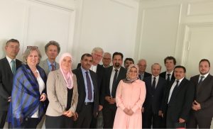 Almanya’da Müslümanlar ve Protestanlardan “Dini Aidiyet” Vurgusu