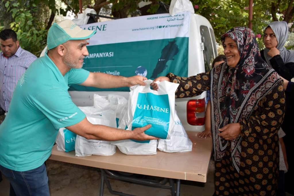 Hasene Derneğinden Lübnan’da 20 Bini Aşkın Aileye Kurban Yardımı