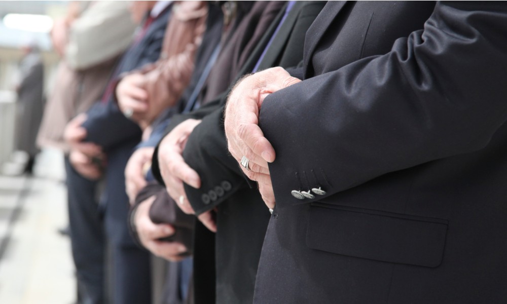 Almanya’da Kilise Kapılarını Cuma Namazı İçin Açtı