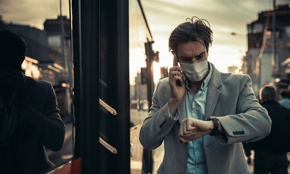 Fransa’da Kovid-19 Nedeniyle Kısmen Sokağa Çıkma Yasağı Uygulanacak