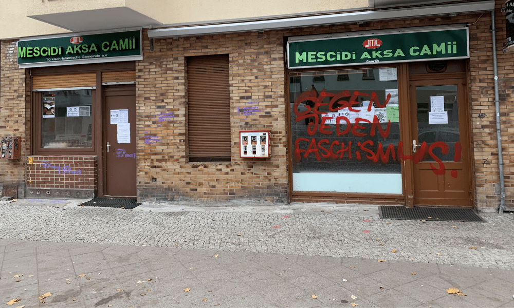 Almanya’nın Başkenti Berlin'de Camiye Saldırı