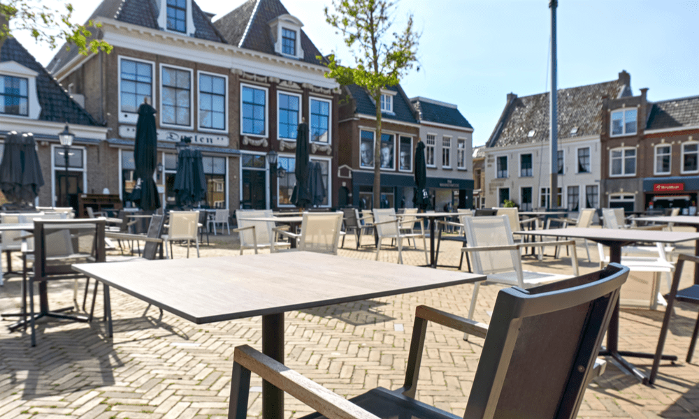 Hollanda’da Sokağa Çıkma Kısıtlaması 15 Mart’a Kadar Uzatıldı