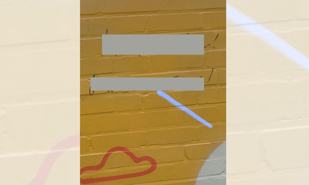 Almanya'da Anaokulunun Duvarına Irkçı İfadeler Yazıldı (2)