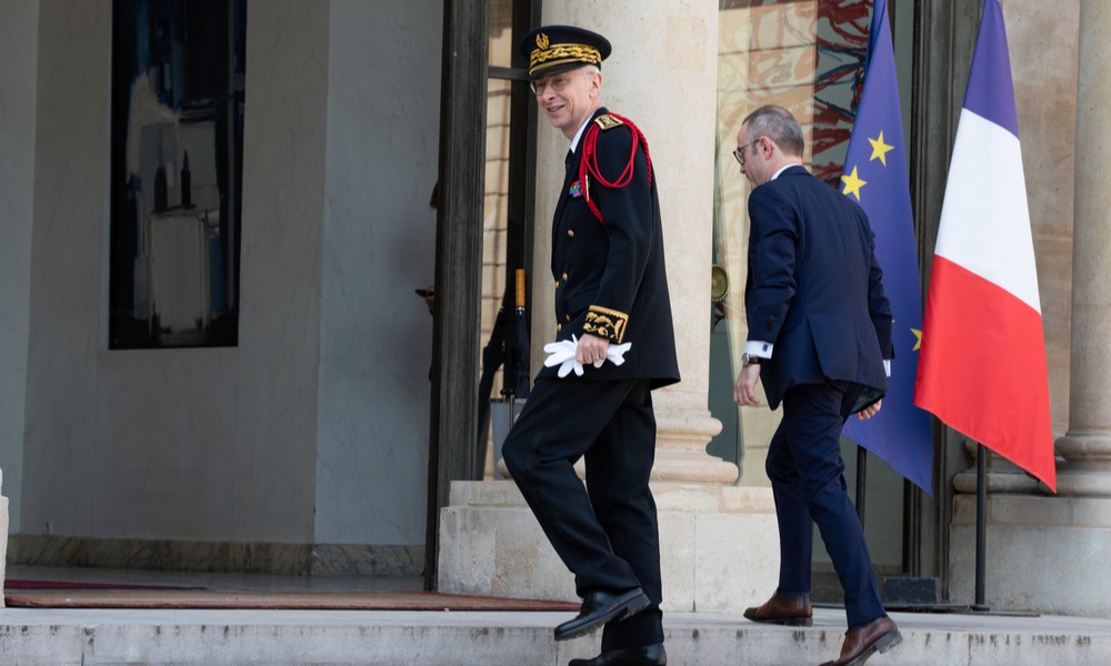 Görevi Suistimal Nedeniyle Paris Emniyet Müdürünün İstifası İstendi