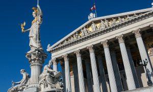 Avusturya’da Seçimler Öncesi Müslüman Cemaate Son Çağrı: “Oyunuz Etkili!”