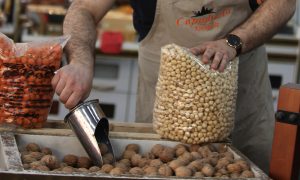 Hüseyin Yılmaz: “Türkiye Kökenlilerin Esnaflık Kültürü Daha Farklı”