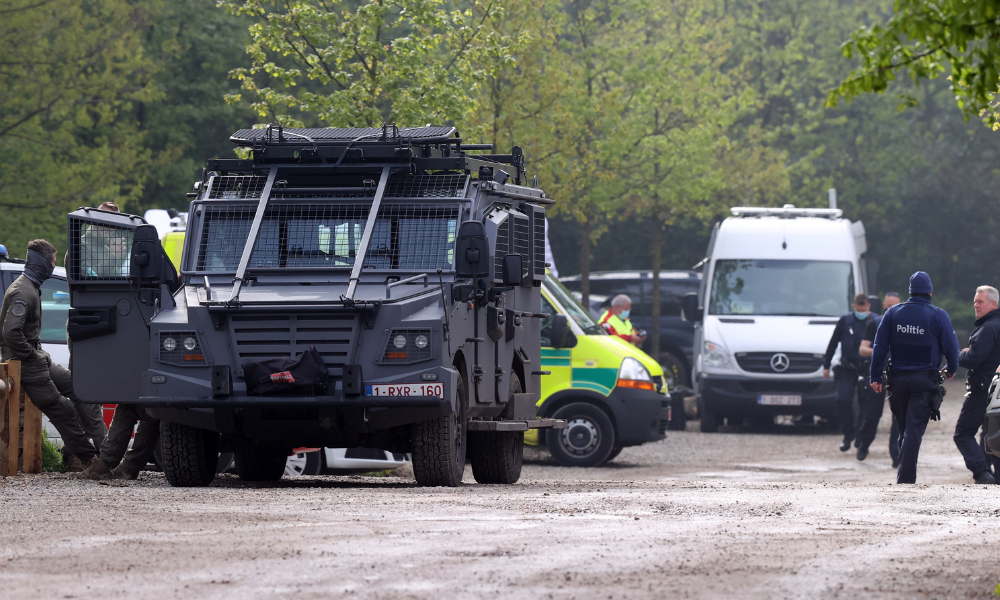 Belçika’da Firar Eden Aşırı Sağcı Asker Aranıyor  