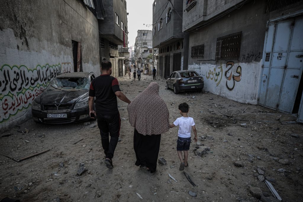 Gazze’den Mektup: “Bu Bombardımanlar O Çok Özlenen Barışı Getirecek mi?”