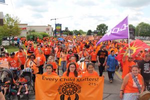 Yatılı Kilise Okullarında Kayıt Dışı Mezarlar Bulunmaya Devam Ediyor