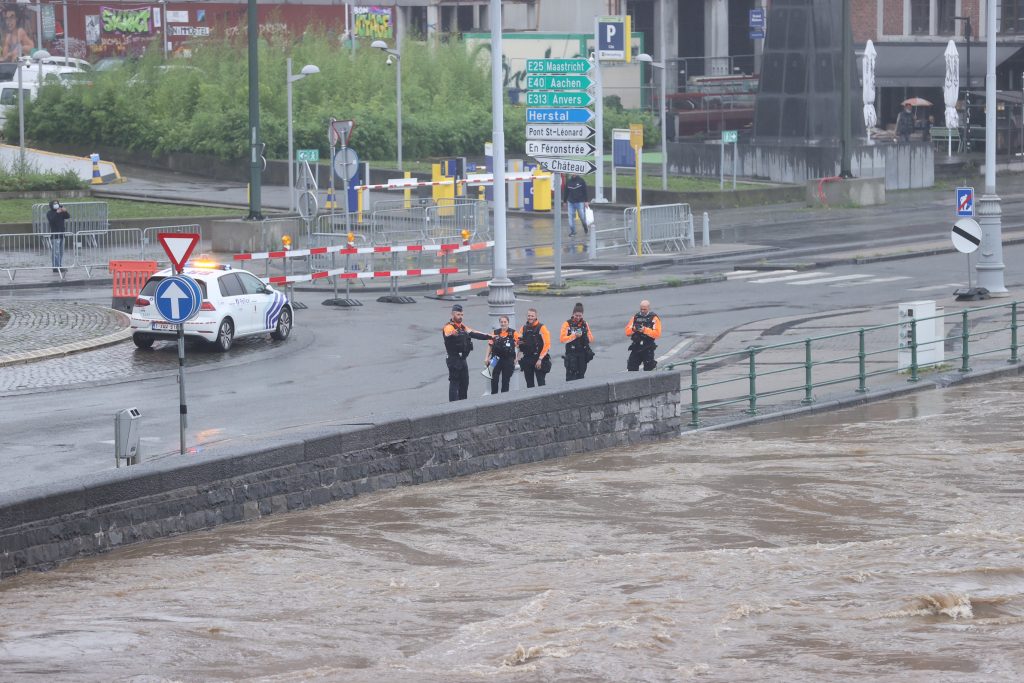Almanya’daki Selzedeler Eyalet Hükûmetlerinden Şikayetçi