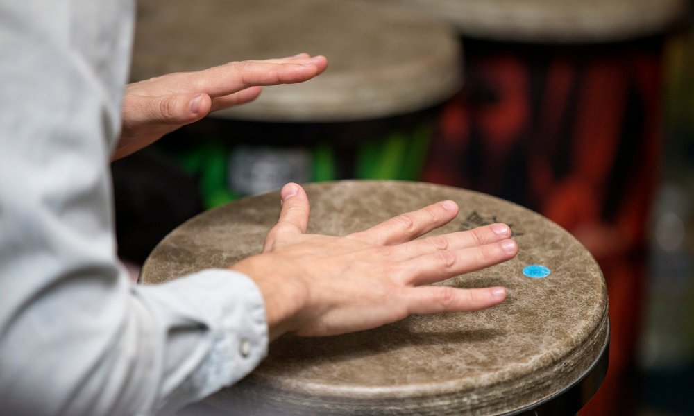 Fransa’da “Ayrılıkçılık Yasası” Tartışmalarında ‘Geleneksel Düğün Dansları’ Damgası