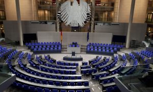 Almanya’da Federal Meclise Özel Korona Düzenlemesi Tepki Çekti