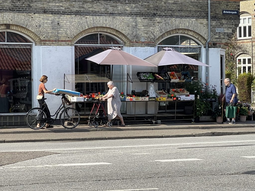 Danimarka, Kovid-19 Kısıtlamalarını Tamamen Kaldırdı