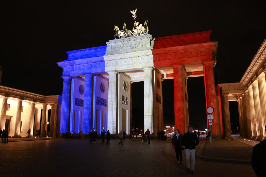 Anormalleşen Devlet İdaresi, Normalleşen İslam Düşmanlığı: Fransa Örneği