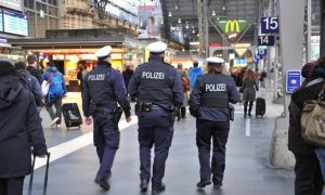 Güvenlik Birimlerinde Aşırı Sağcı 327 Memur Tespit Edildi