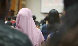 Avustralya’nın İlk Başörtülü Vekili Payman: “Başörtüsünü Gururla Takın”