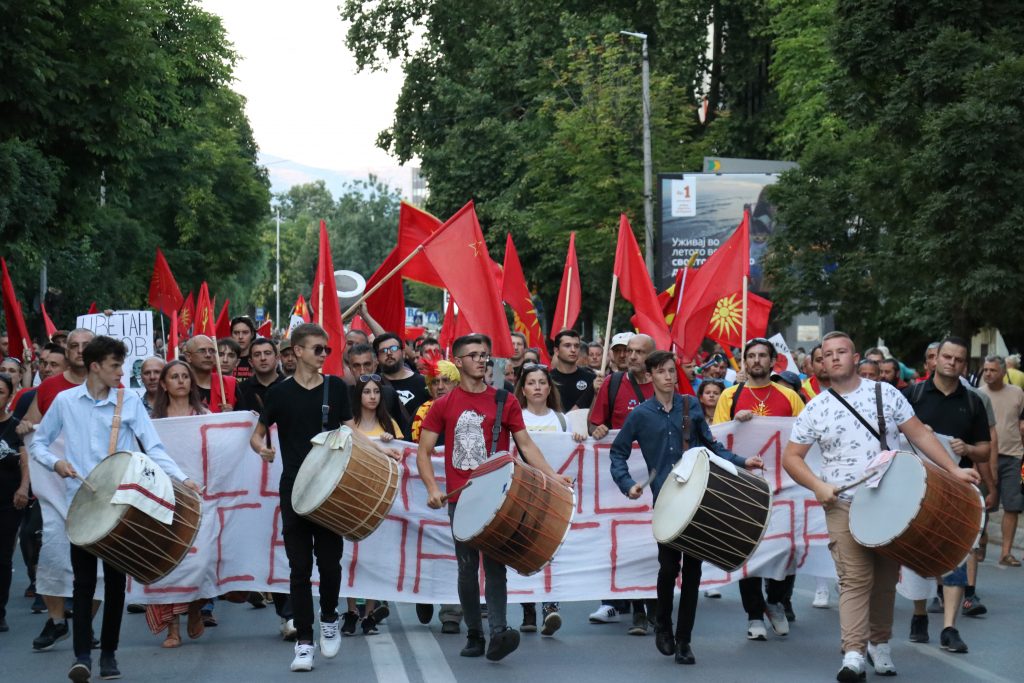 Kuzey Makedonya AB’ye Üyelikte Yol Ayrımında