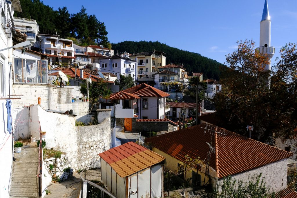 Yunanistan’daki Türk Azınlığın İbadethane ve Mezarlık Talepleri