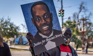 Arbery’nin Katillerinden Travis McMichael’ın Cezası Onandı